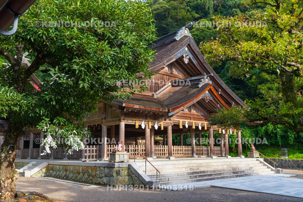 島根県　美保神社　拝殿