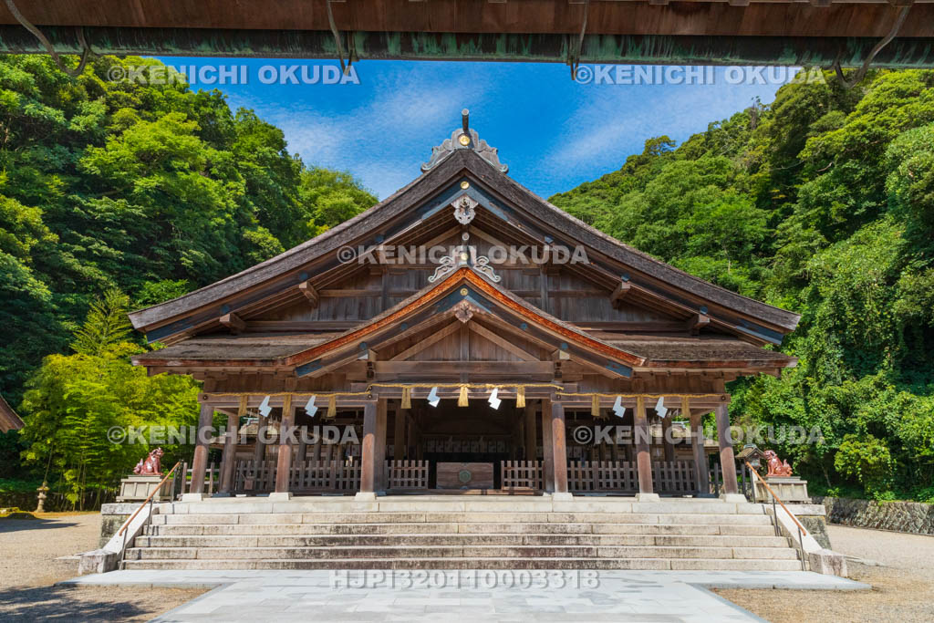 島根県　美保神社　拝殿