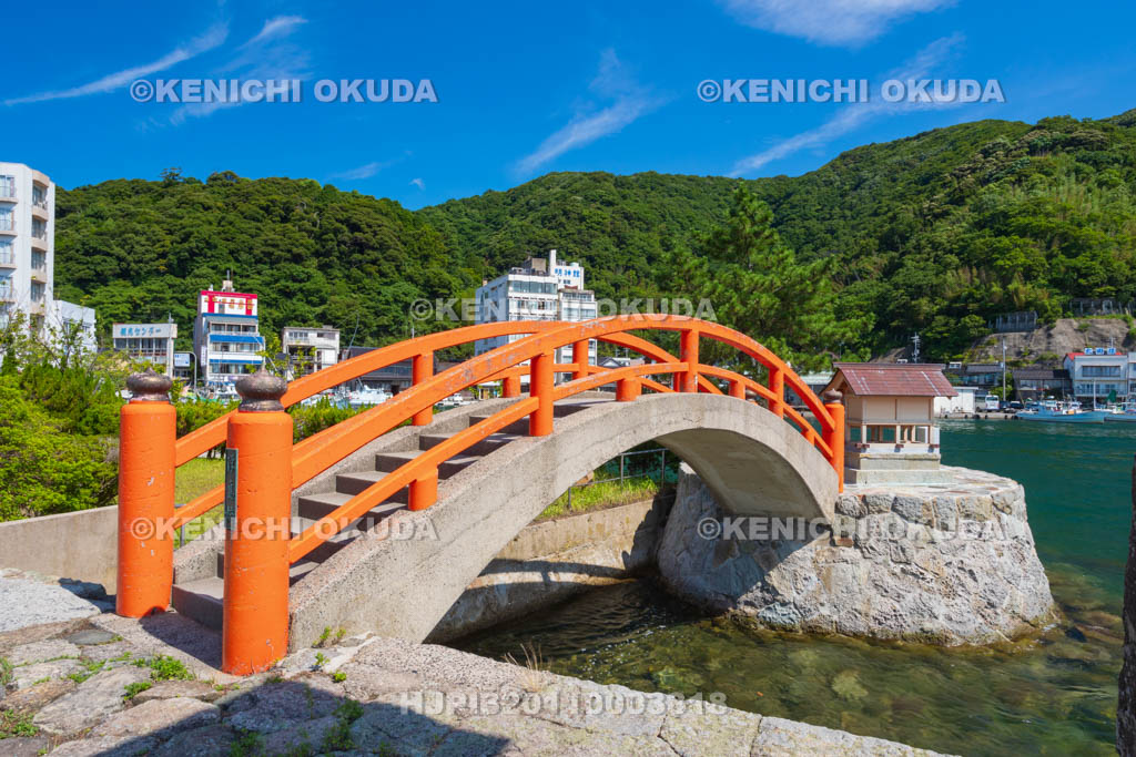 島根県　美保関　和田津見社（弁天さん）と浮島橋