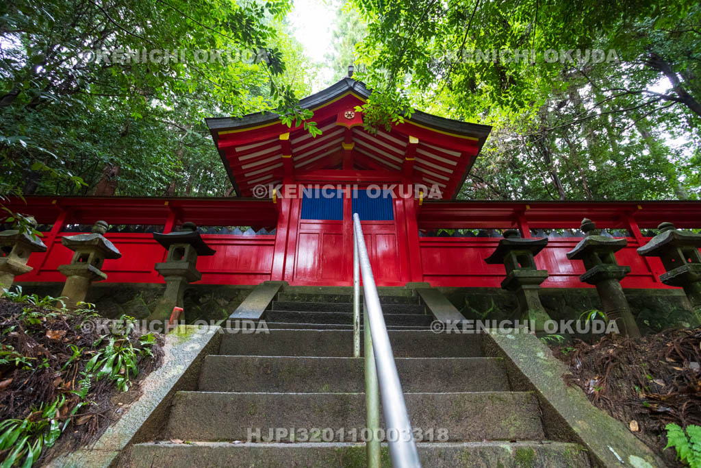 奈良県 八咫烏神社 中門