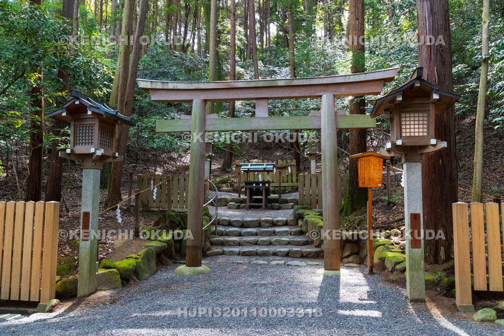 奈良県　大神神社摂社　磐座神社