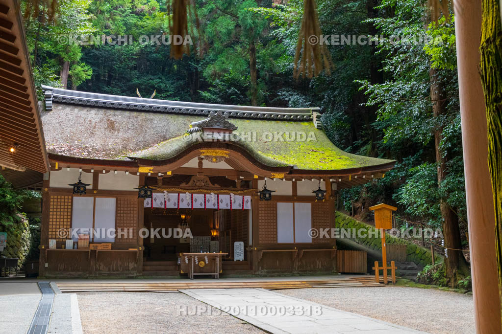奈良県 大神神社摂社 狭井神社 拝殿