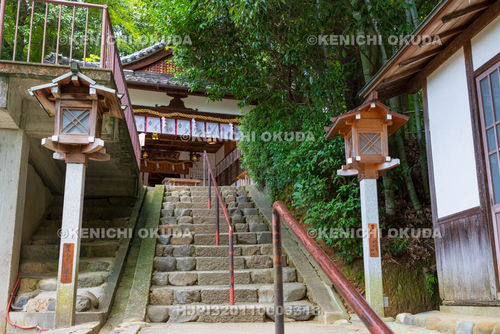奈良県　大神神社末社　久延彦神社