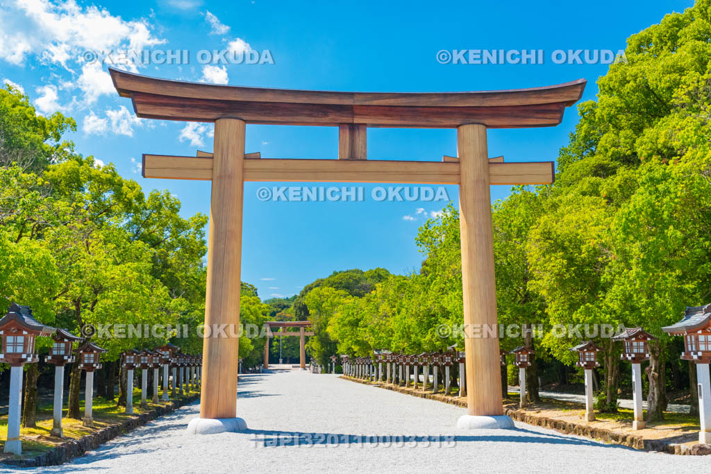 奈良県　橿原神宮　表参道　一の鳥居