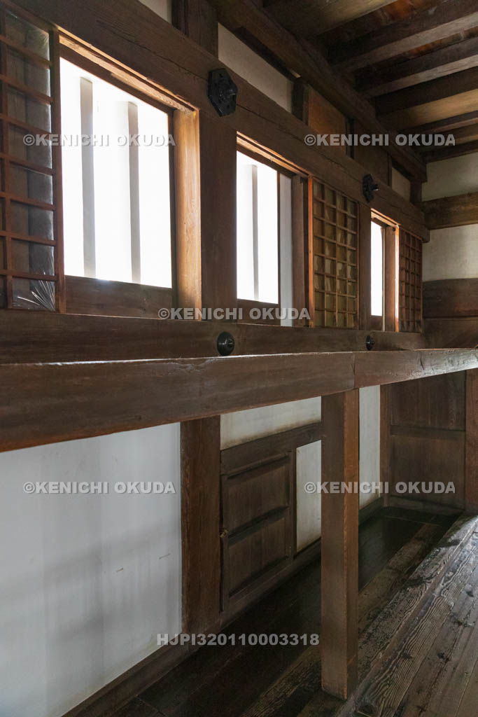 兵庫県　姫路城　大天守（四階）　石打棚