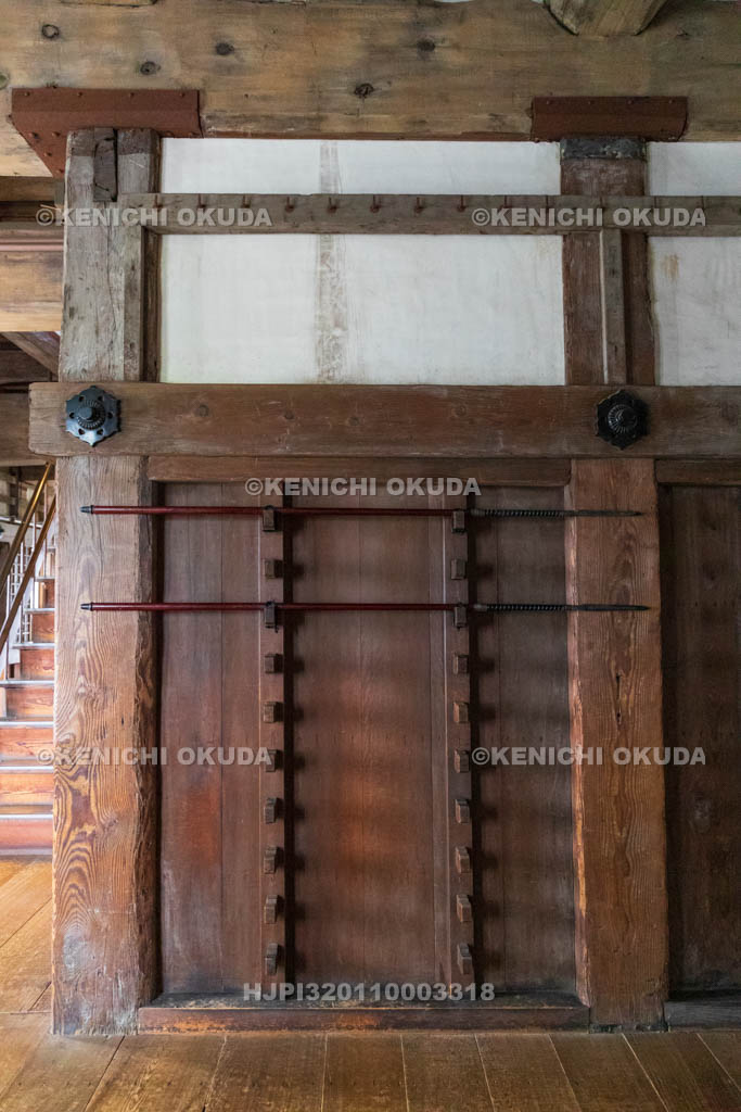 兵庫県　姫路城　大天守（二階）　槍（レプリカ）