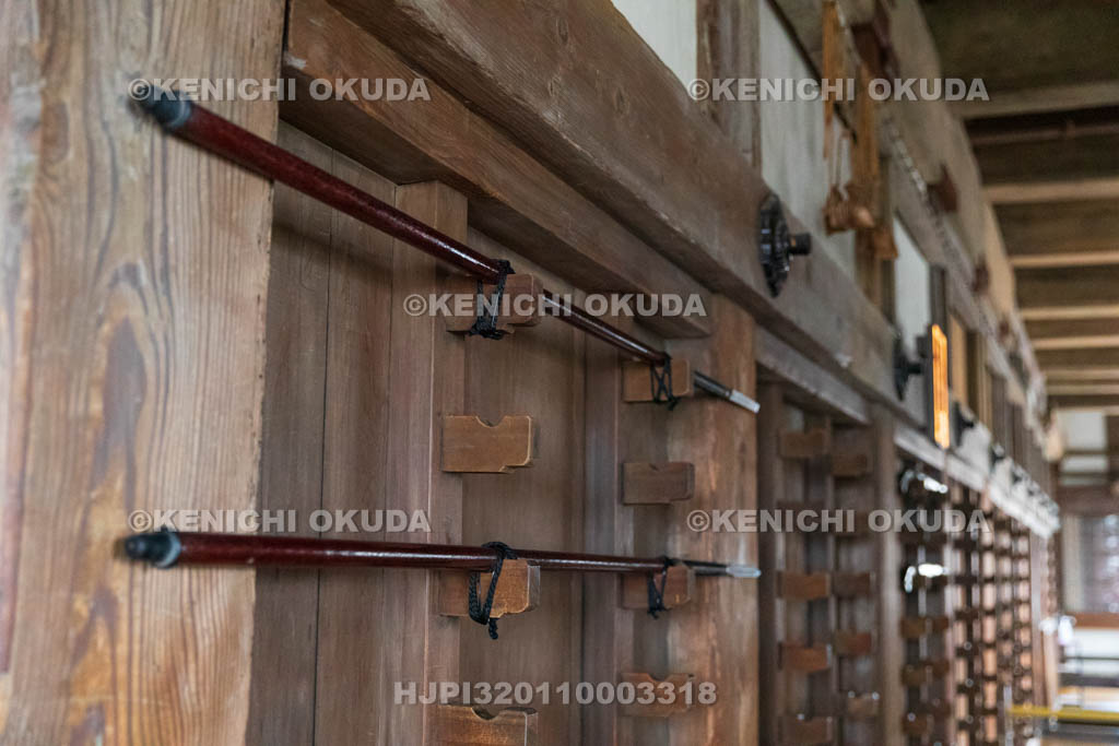 兵庫県　姫路城　大天守（二階）　槍（レプリカ）