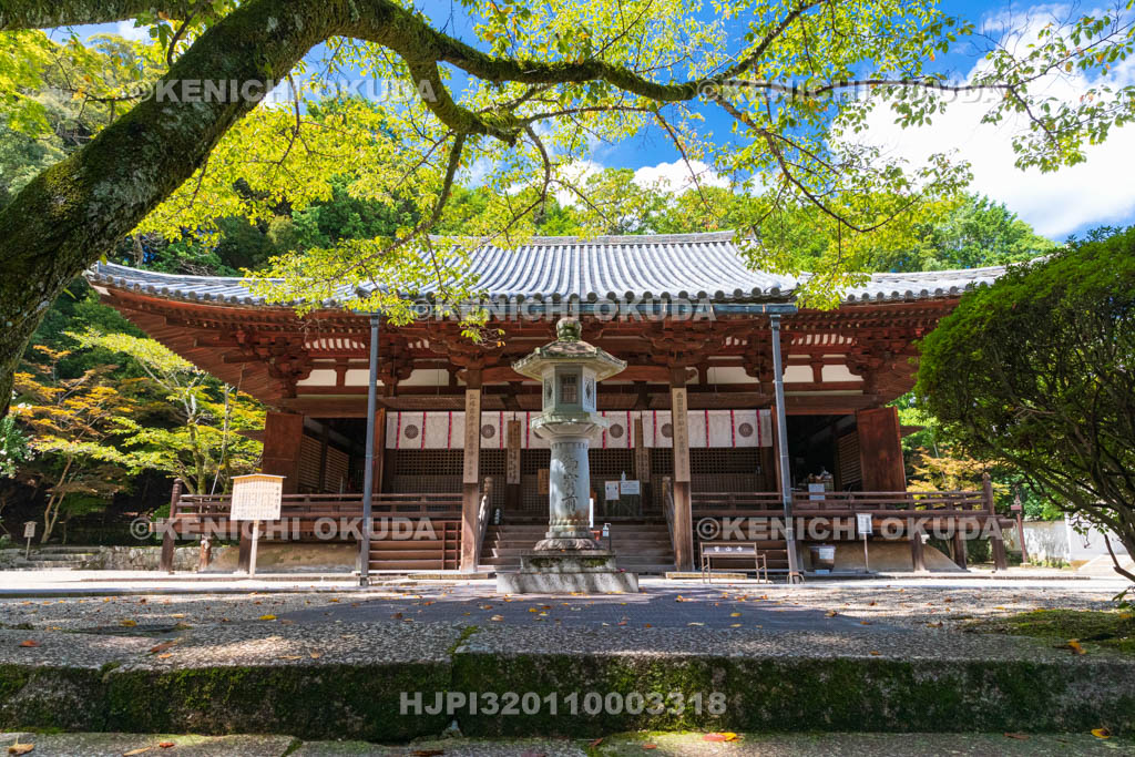 奈良県　霊山寺　本堂（国宝）