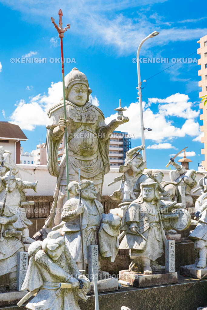 大阪府　吉祥寺　赤穂浪士四十七士像