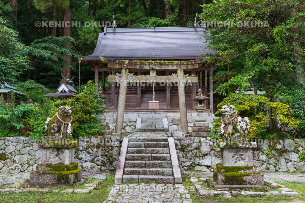 奈良県　高天彦（たかまひこ）神社　本殿