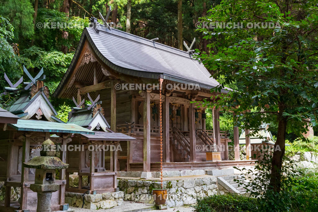 奈良県　高天彦（たかまひこ）神社　本殿