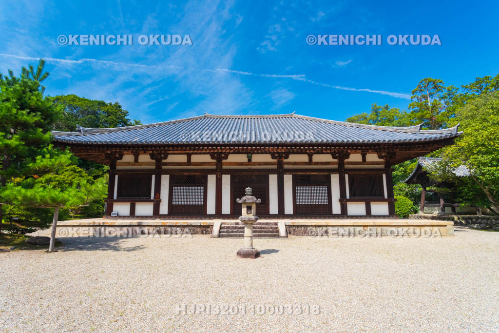 奈良県　秋篠寺　本堂（国宝）