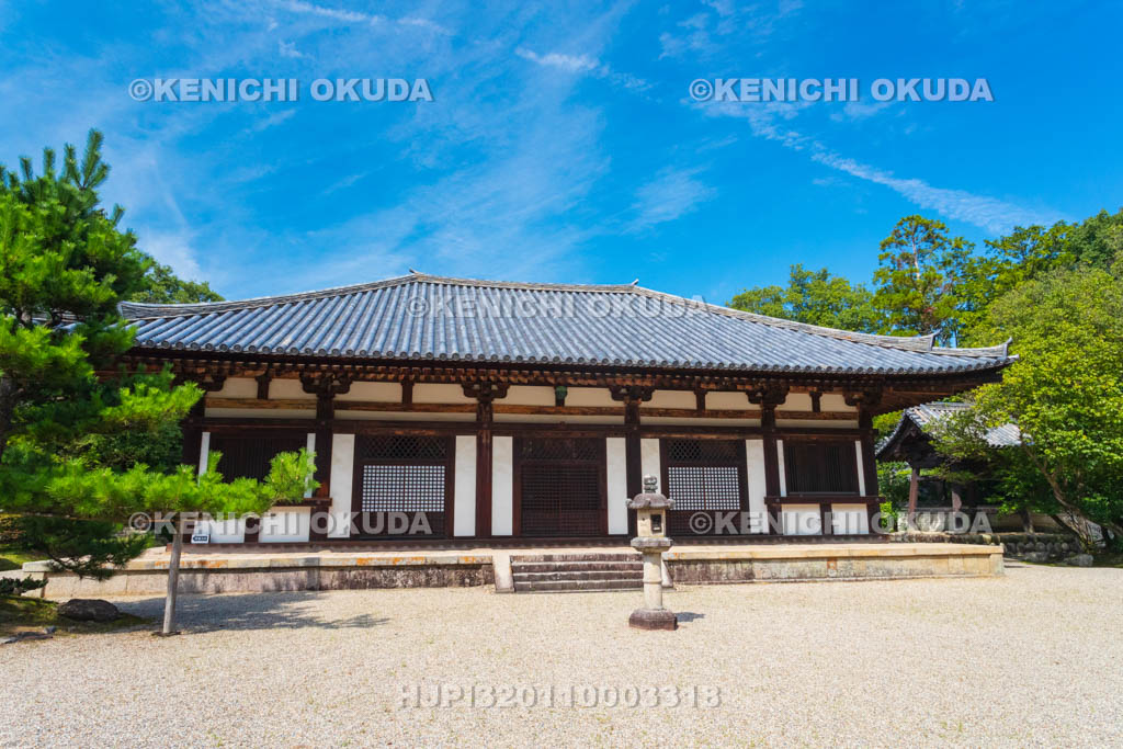 奈良県　秋篠寺　本堂（国宝）