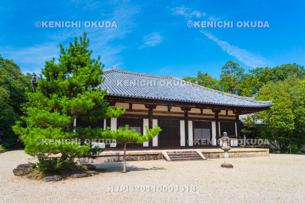 奈良県　秋篠寺　本堂（国宝）