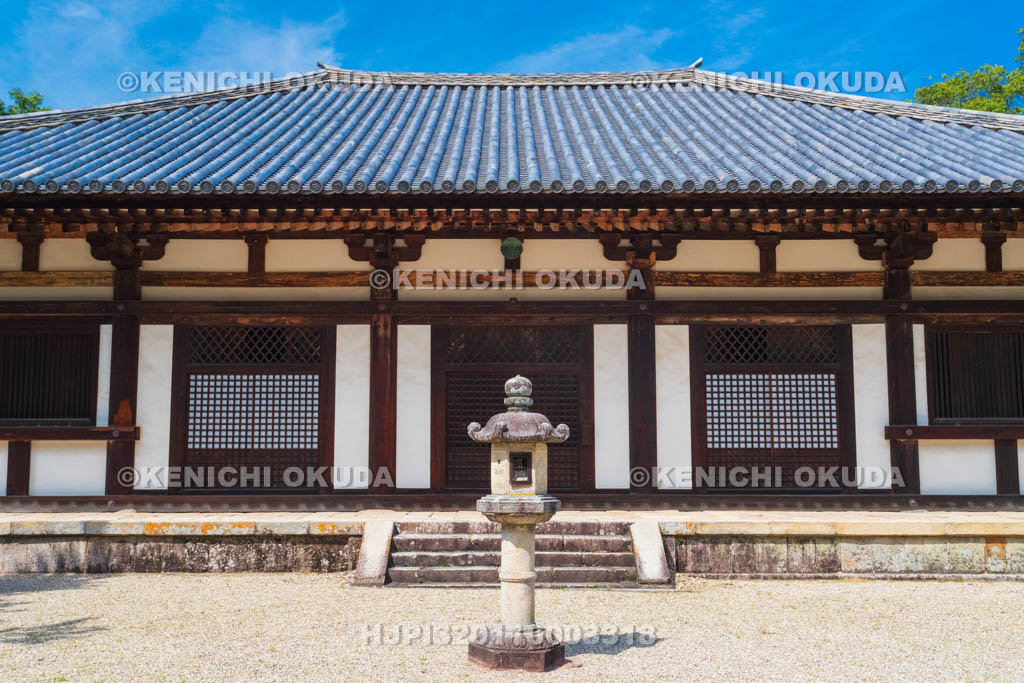 奈良県　秋篠寺　本堂（国宝）