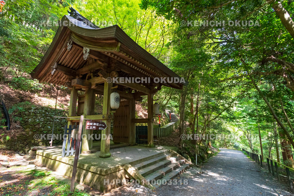 京都府 鞍馬寺 中門