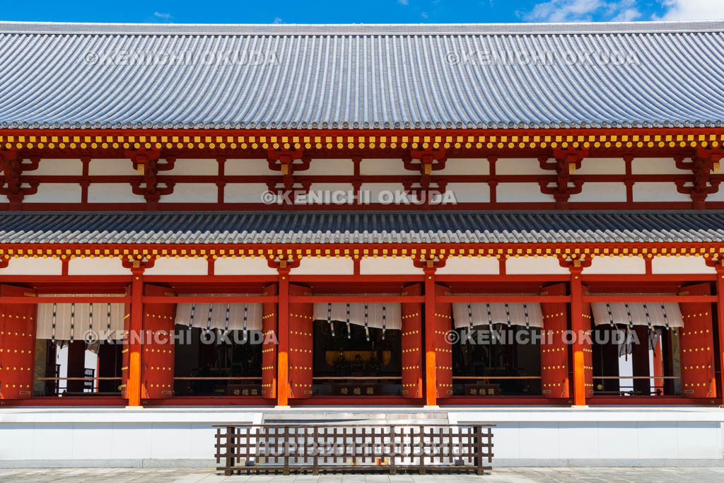 奈良県　薬師寺　大講堂