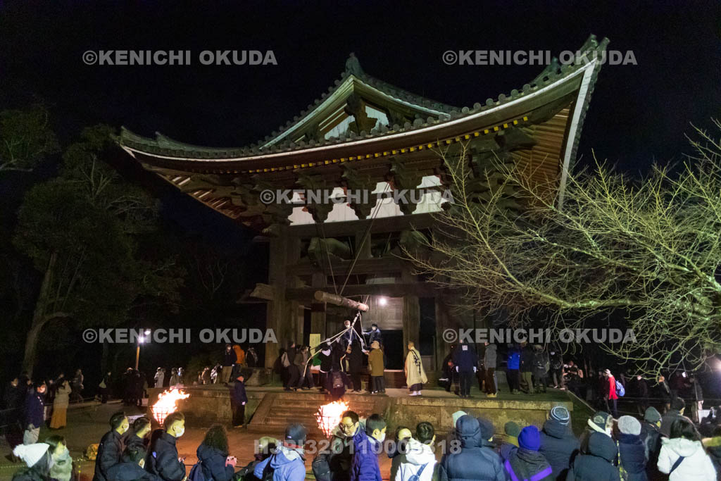 奈良県　東大寺　除夜の鐘