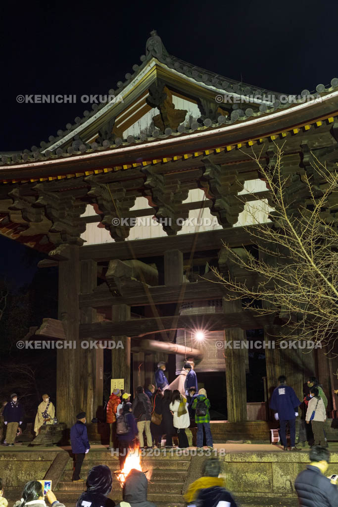 奈良県　東大寺　除夜の鐘