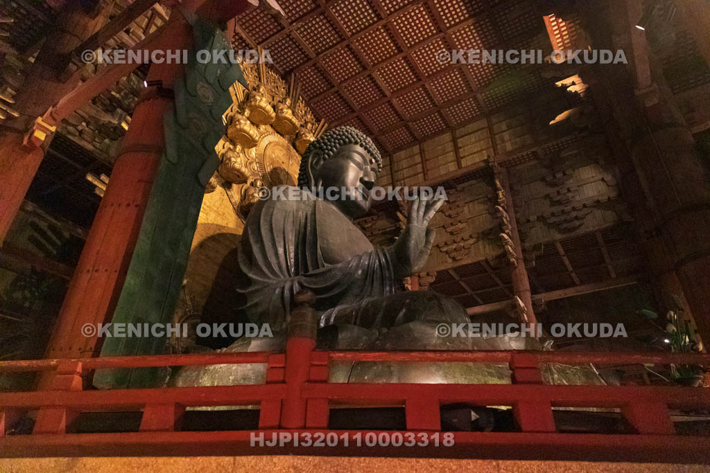 奈良県　東大寺　大仏殿　廬舎那仏坐像（国宝）