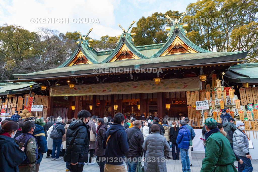 兵庫県　西宮神社　十日えびすの賑わい　本殿付近