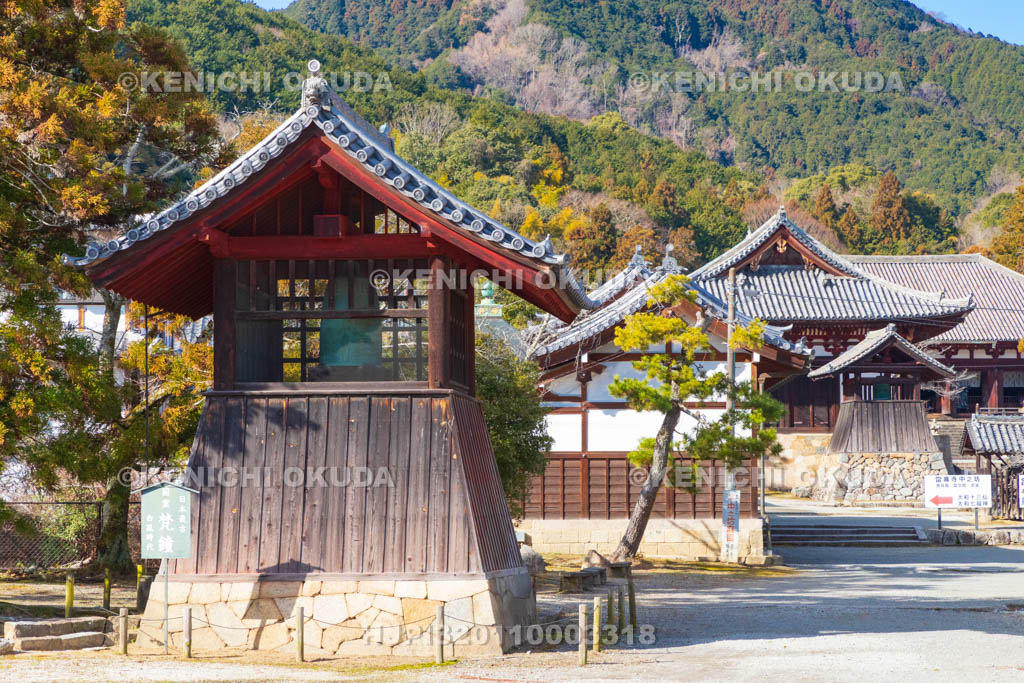 奈良県　當麻寺　鐘楼