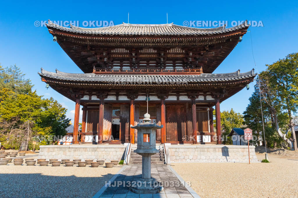 奈良県　喜光寺　本堂（重要文化財）