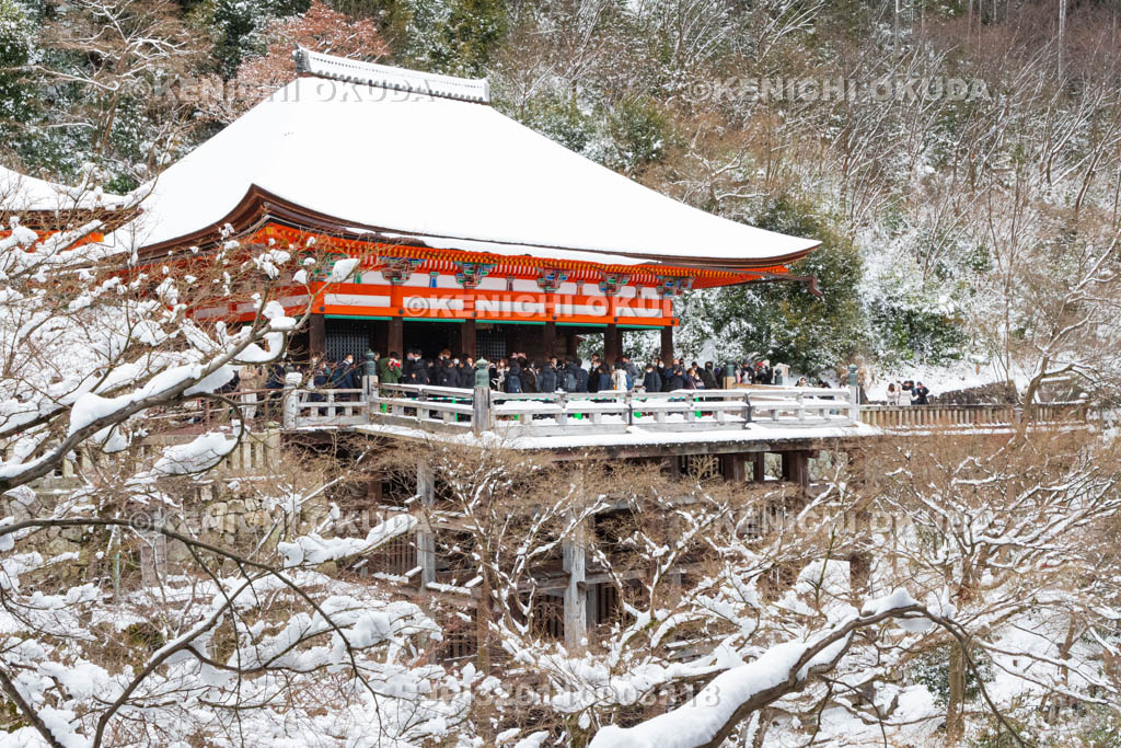 京都府　雪の清水寺　奥の院（重要文化財）