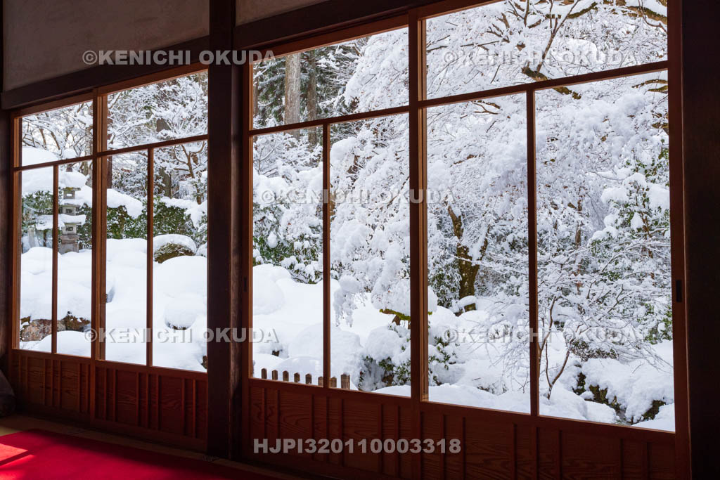 京都府　雪の三千院　聚碧園（しゅうへきえん）