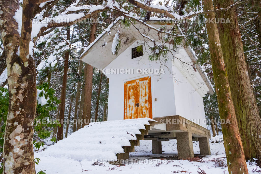 京都府　大原の里　雪の来迎院　収蔵庫