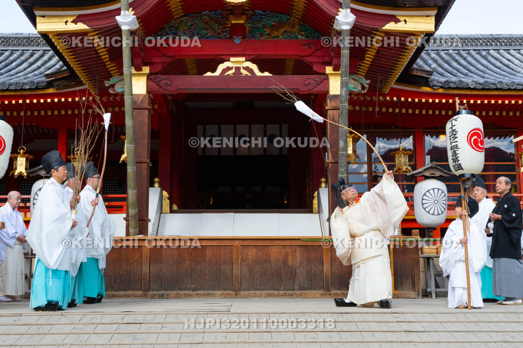 京都府　石清水八幡宮　鬼やらい神事