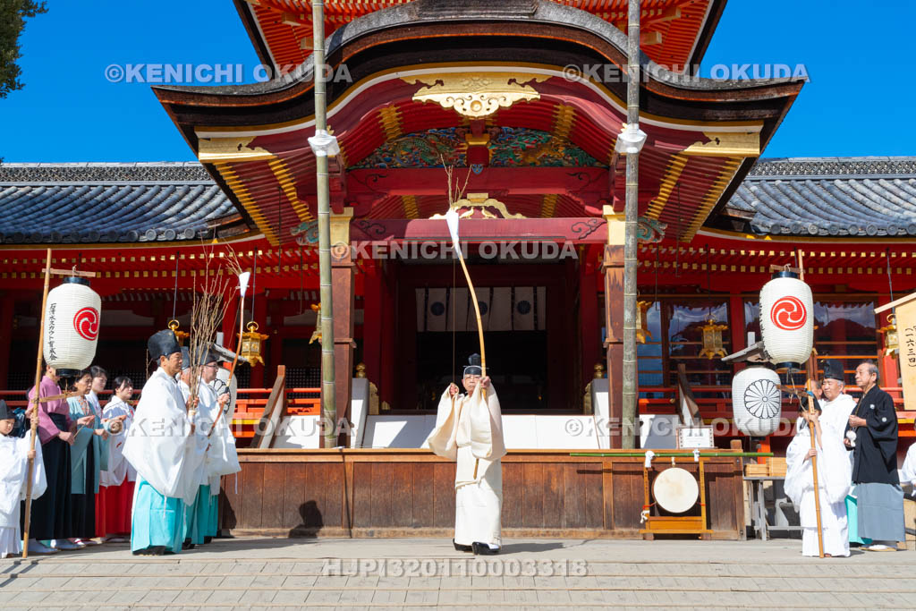 京都府　石清水八幡宮　鬼やらい神事