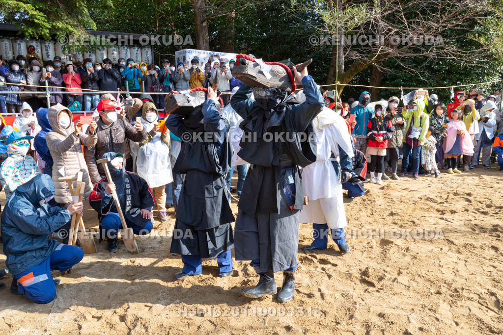 奈良県　廣瀬大社　砂かけ祭（お田植祭）　庭上の儀