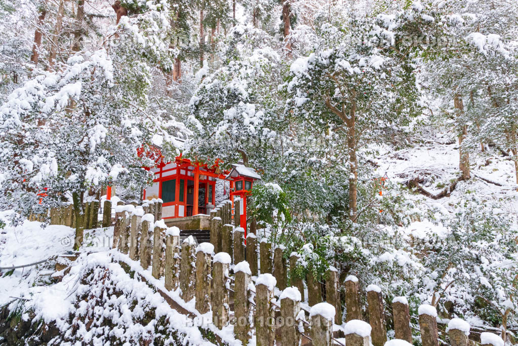 京都府　雪の鞍馬寺　吉鞍稲荷社