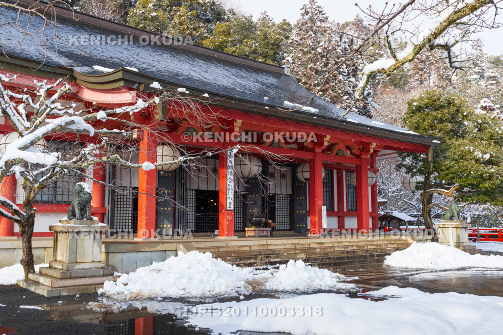 京都府　残雪の鞍馬寺　本殿金堂
