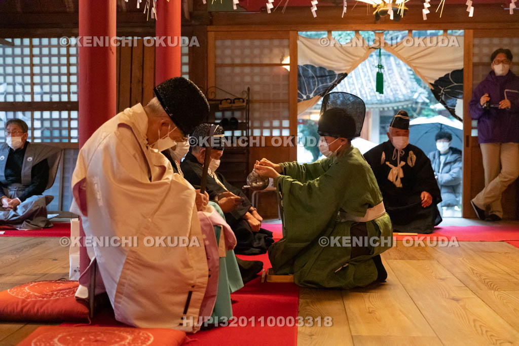京都府　涌出宮（わきでのみや）　居籠祭　饗応（あえ）の儀　御神酒だし