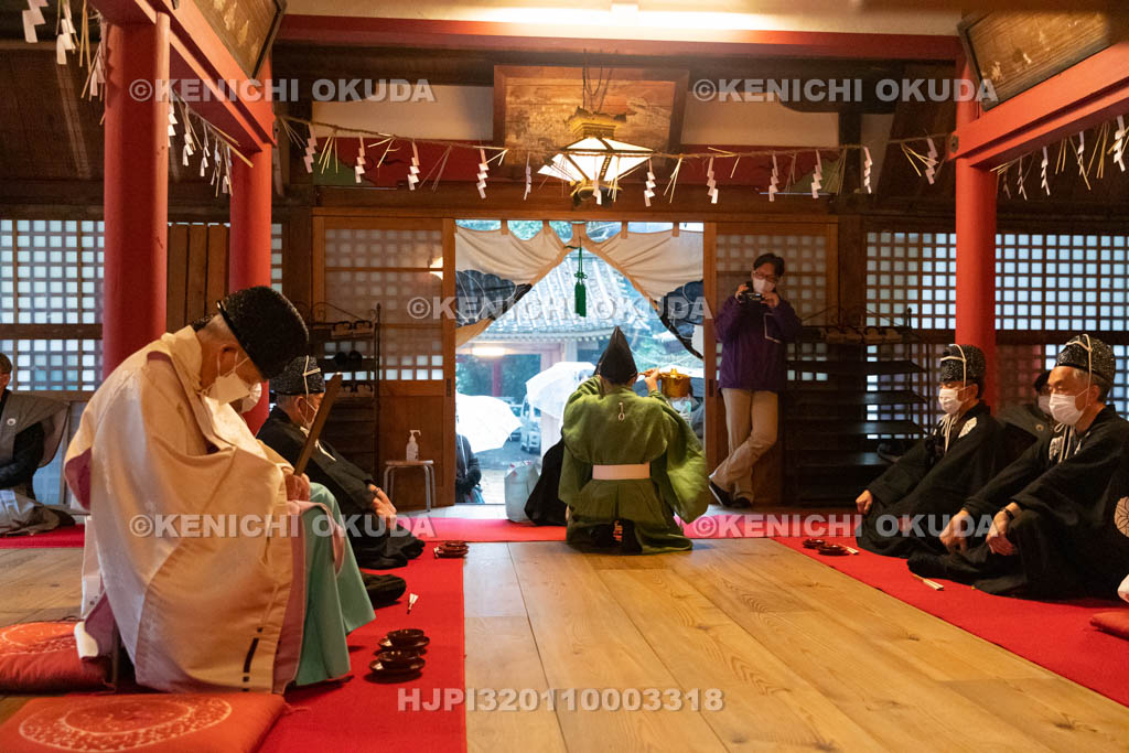京都府　涌出宮（わきでのみや）　居籠祭　饗応（あえ）の儀　盃ごと