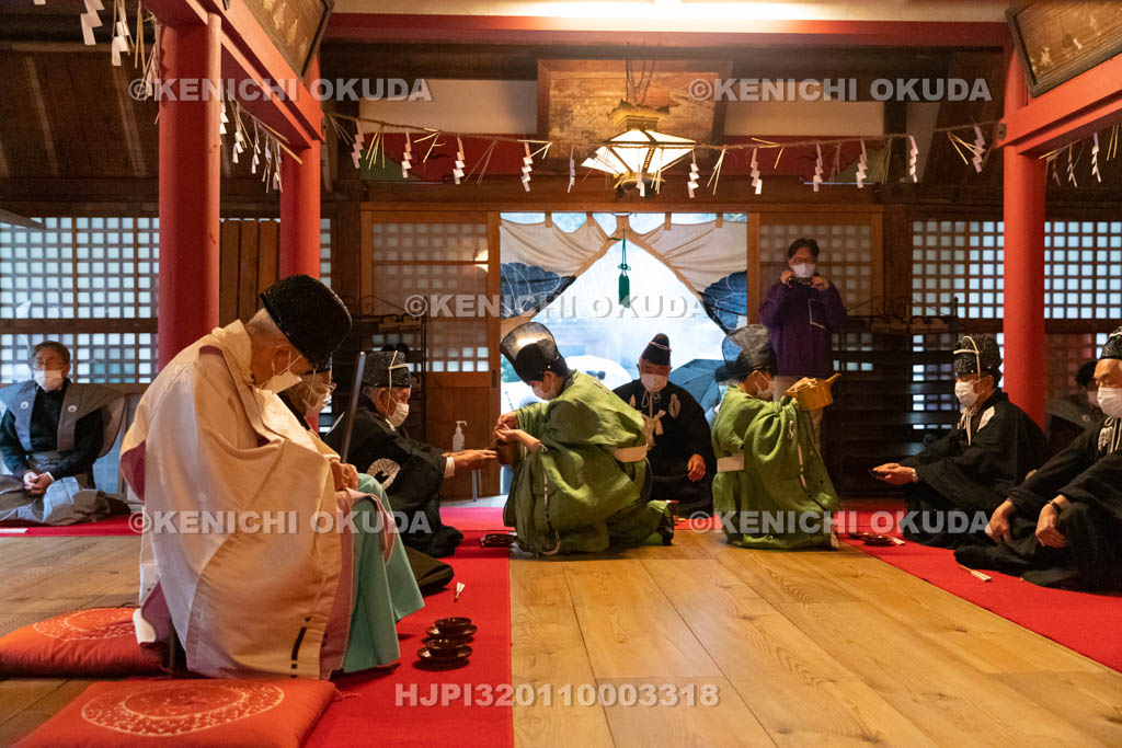 京都府　涌出宮（わきでのみや）　居籠祭　饗応（あえ）の儀　盃ごと