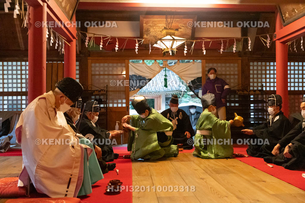 京都府　涌出宮（わきでのみや）　居籠祭　饗応（あえ）の儀　盃ごと