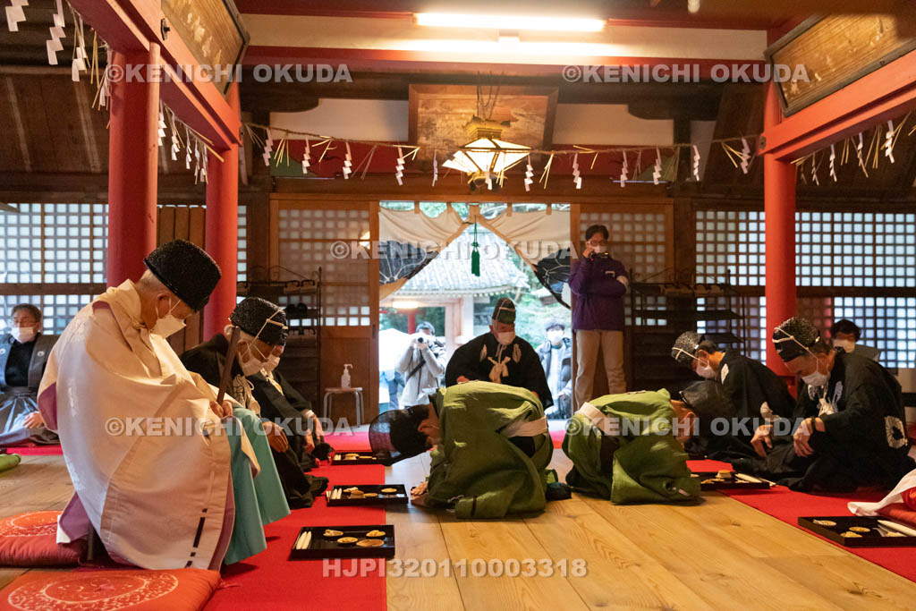 京都府　涌出宮（わきでのみや）　居籠祭　饗応（あえ）の儀　御膳だし