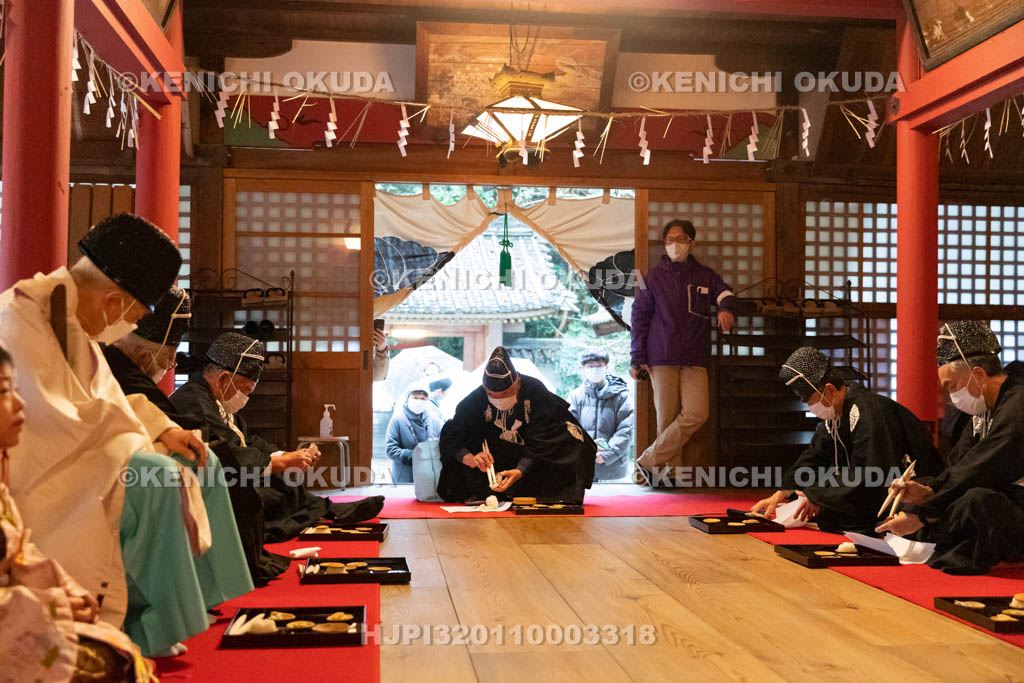 京都府　涌出宮（わきでのみや）　居籠祭　饗応（あえ）の儀　御膳だし