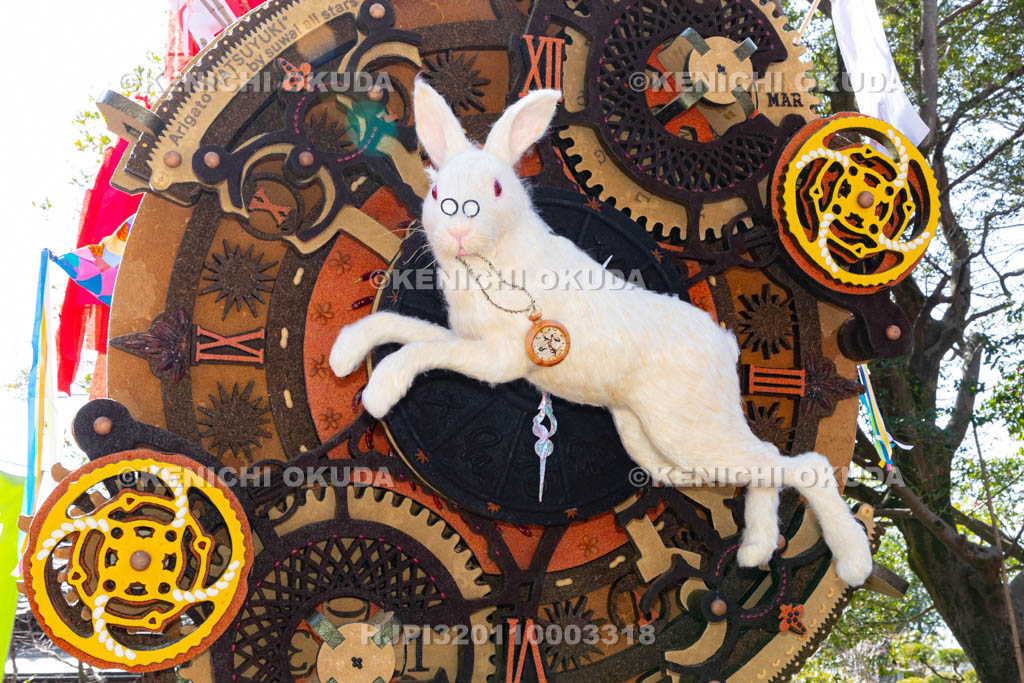 滋賀県　日牟禮八幡宮　左義長祭　左義長ダシ（仲屋町）