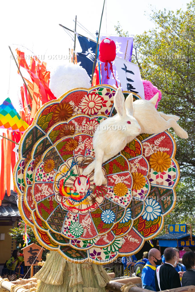 滋賀県　日牟禮八幡宮　左義長祭　左義長ダシ（参和会）
