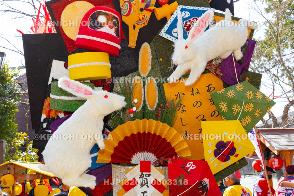 滋賀県　日牟禮八幡宮　左義長祭　左義長ダシ（魚屋町）