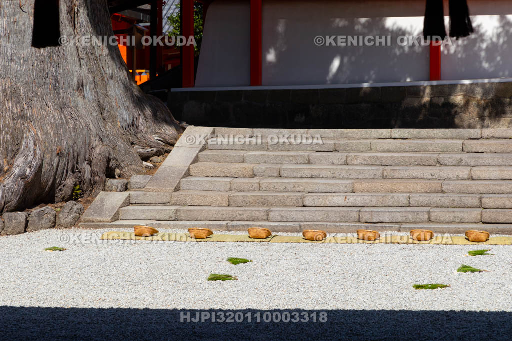 奈良県　春日大社　林檎の庭　御田植神事