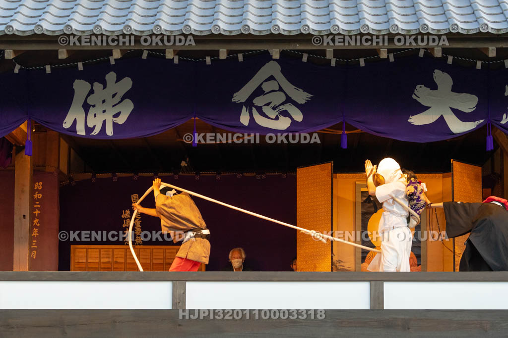 京都府　清凉寺　嵯峨大念佛狂言　お松明公演