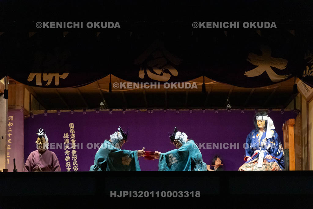 京都府　清凉寺　嵯峨大念佛狂言　お松明公演