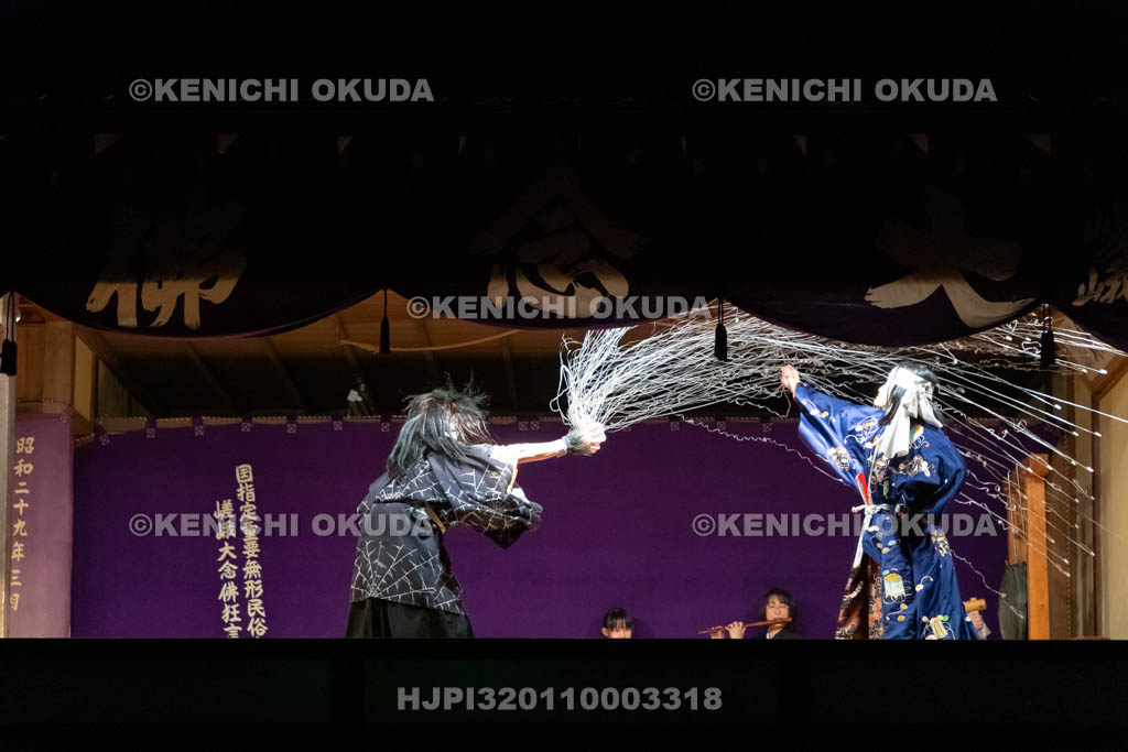 京都府　清凉寺　嵯峨大念佛狂言　お松明公演