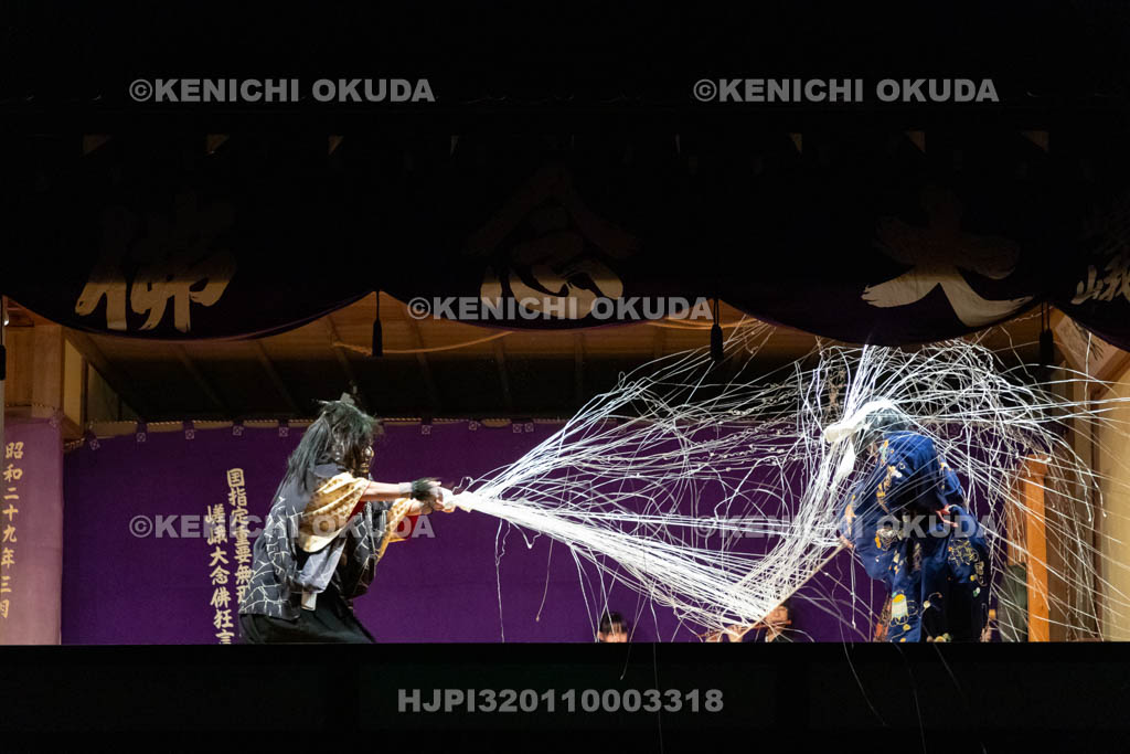 京都府　清凉寺　嵯峨大念佛狂言　お松明公演