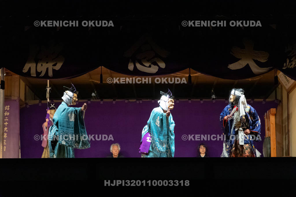 京都府　清凉寺　嵯峨大念佛狂言　お松明公演